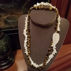 Tiger eye and mother of pearl chip bead necklace